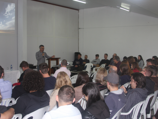 Acolhimento de pessoas homoafetivas em comunidades cristãs