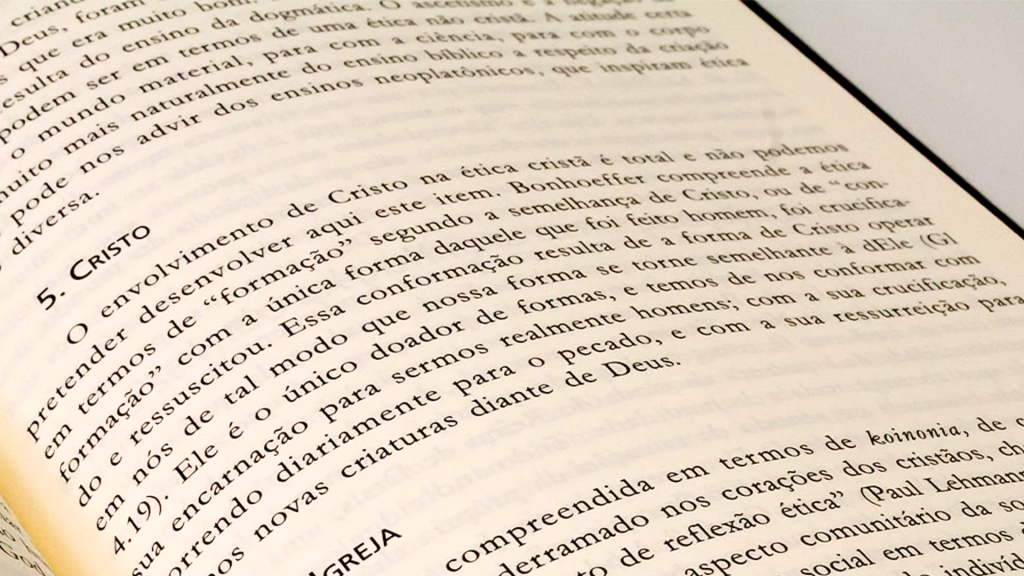 Campos de aprendizados: conheça as áreas de estudo de teologia