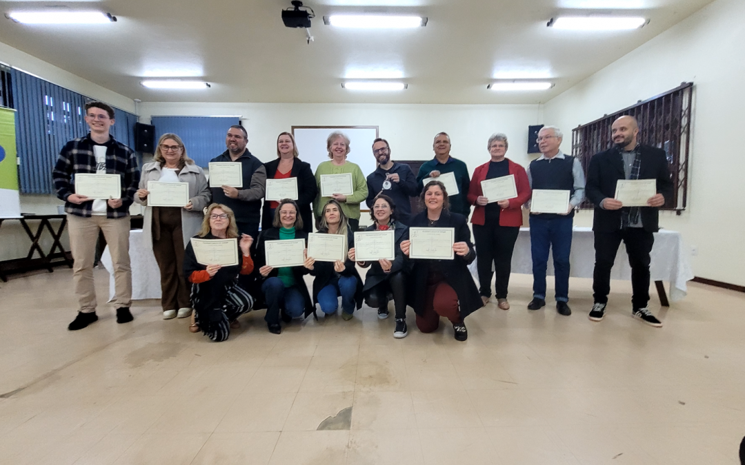 FLT celebra a conclusão da primeira turma do curso on-line “Teologia Essencial”